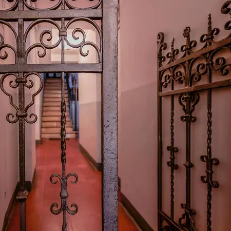 Lägenhet A Un Passo Da Lucio *